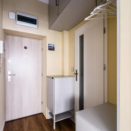 Tamka Apartment *
