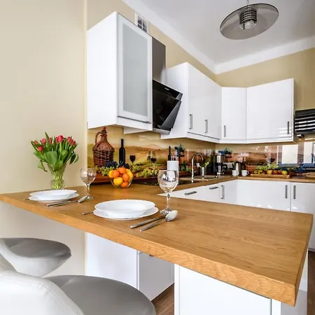 Tamka By Bookinghost Apartament *