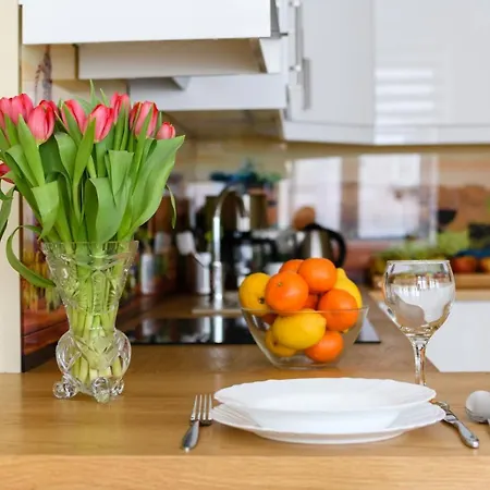 Tamka By Bookinghost *